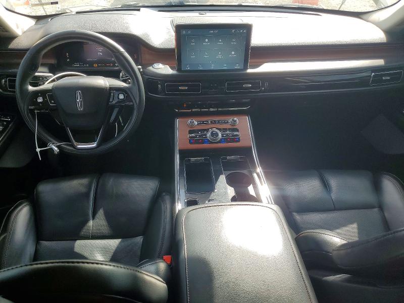 Photo 8 from auction – 2021 LINCOLN AVIATOR with VIN 5LM5J7XC2MGL17151