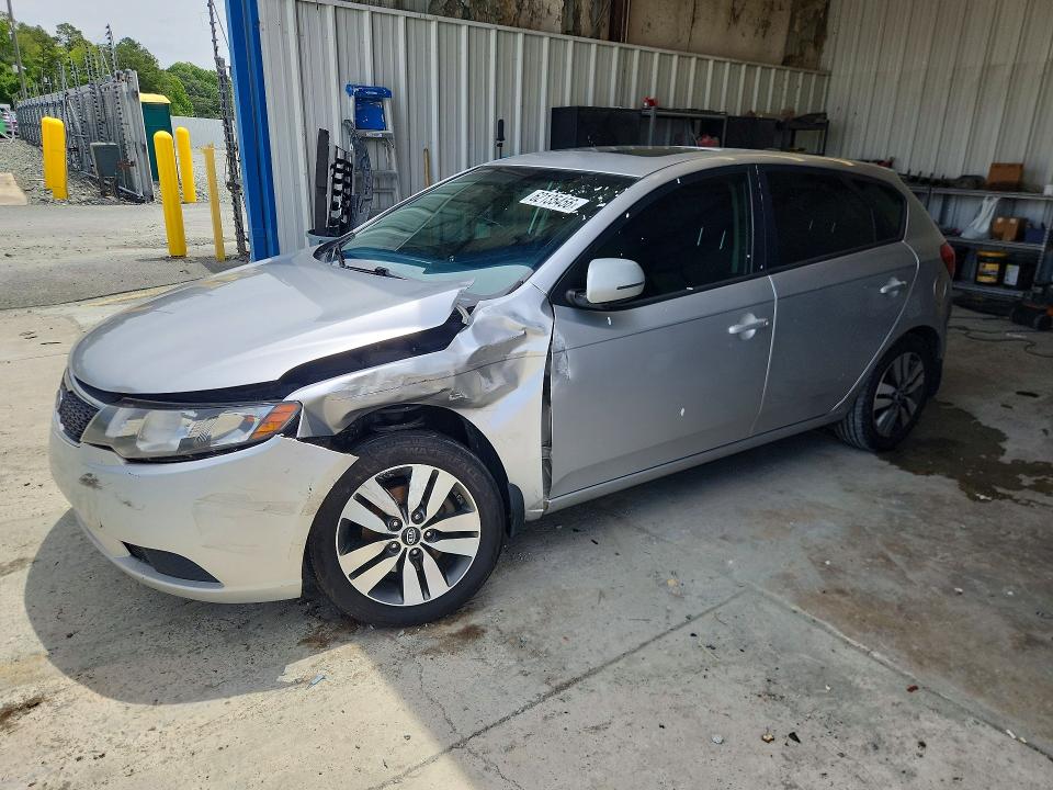 KIA FORTE5 2013 with VIN KNAFU5A22D5728291 - Photo from auction