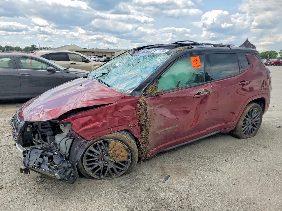 JEEP COMPASS 2022 with VIN 3C4NJDCB8NT203252 - Photo from auction