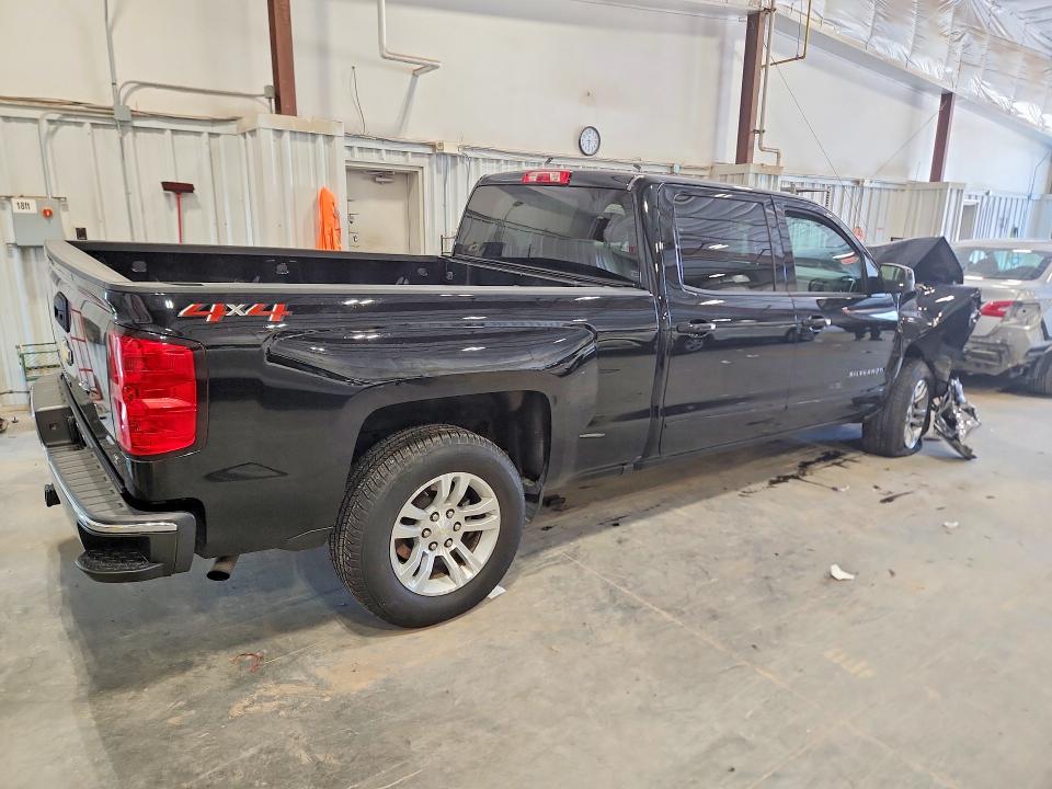 Photo 3 from auction – 2018 CHEVROLET SILVERADO with VIN 3GCUKREC8JG431069