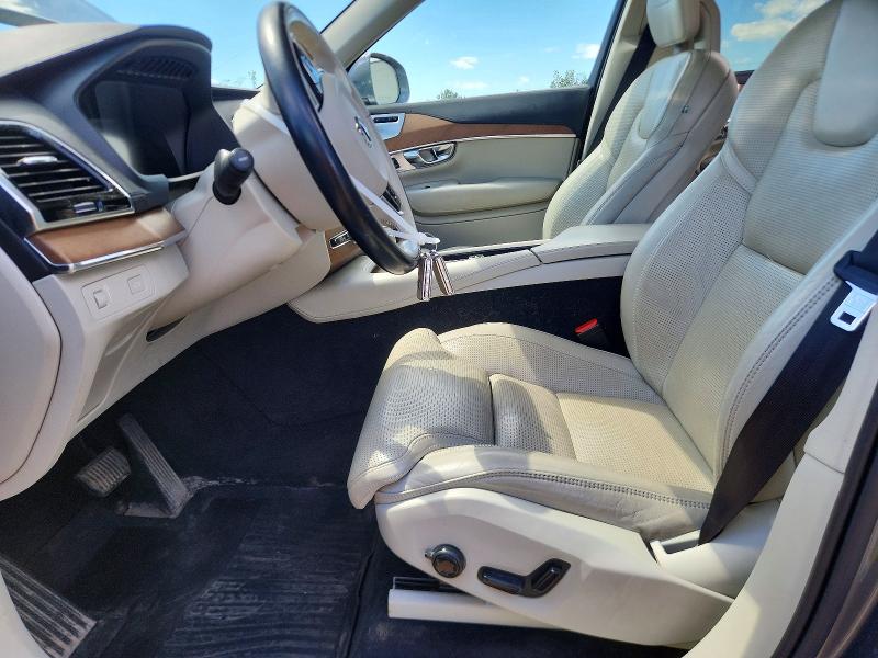 Photo 7 from auction – 2016 VOLVO XC90 with VIN YV4A22PL0G1076314