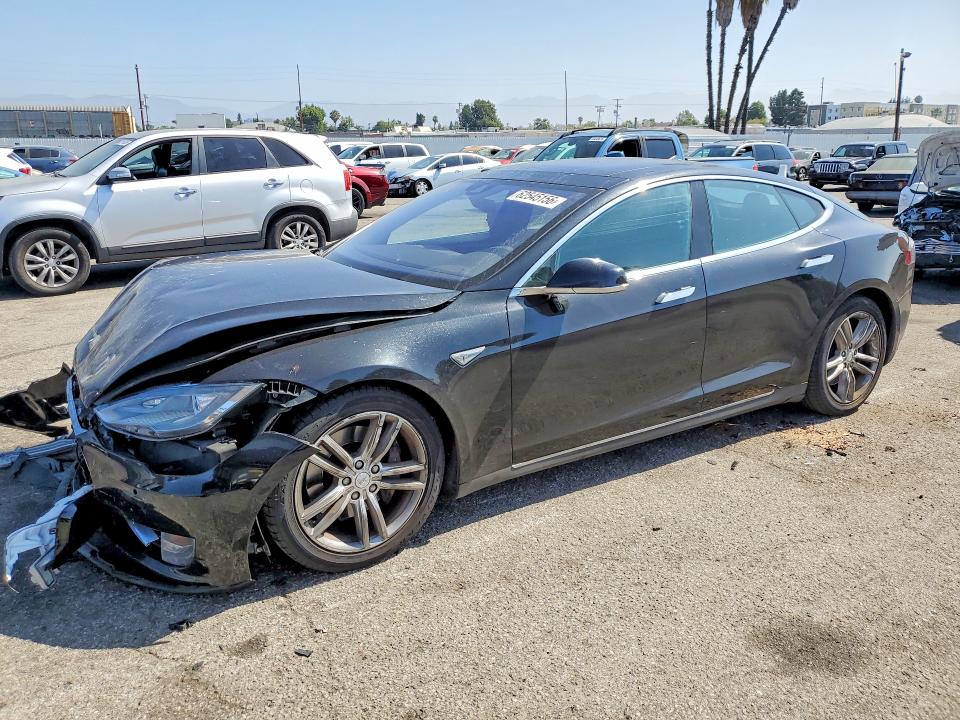 TESLA MODEL S 2016 with VIN 5YJSA1E28GF131954 - Photo from auction