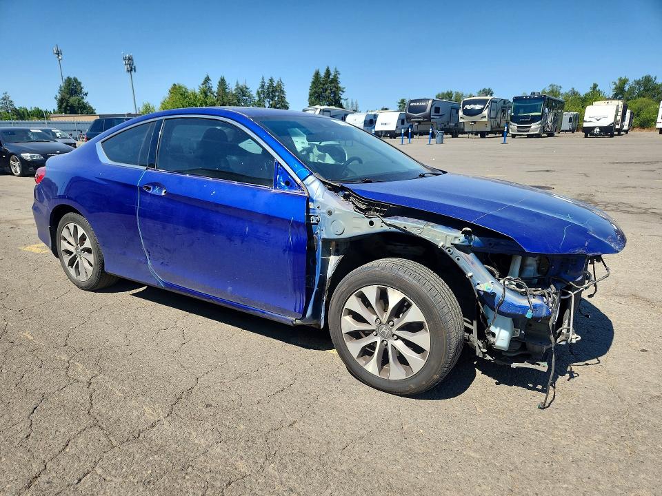 Photo 4 from auction – 2014 HONDA ACCORD with VIN 1HGCT1B89EA010865