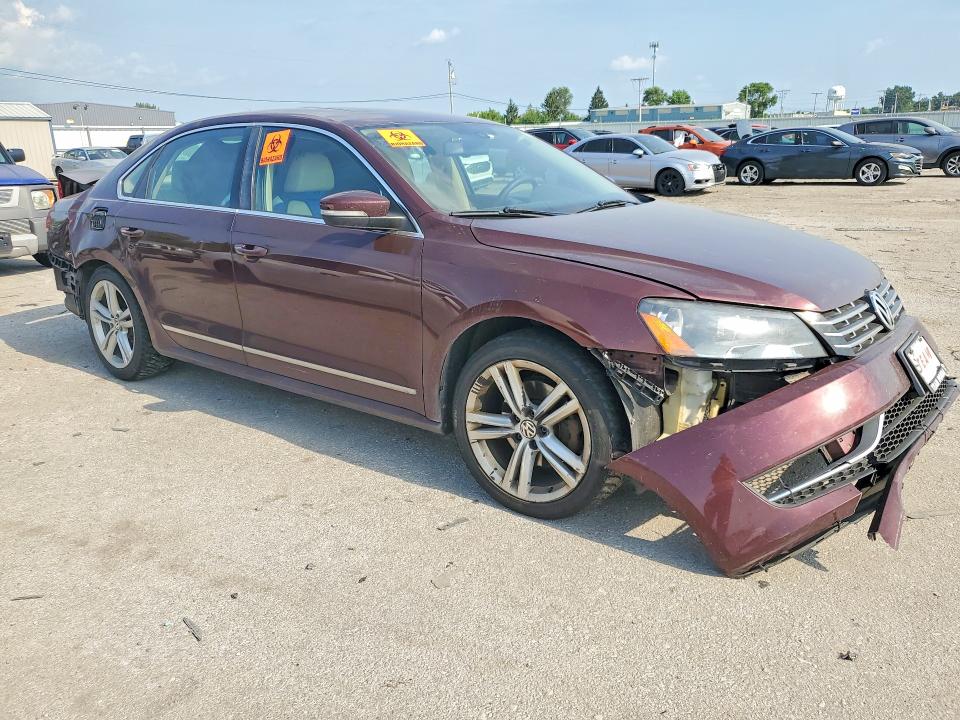 Photo 4 from auction – 2014 VOLKSWAGEN PASSAT with VIN 1VWCN7A32EC018339