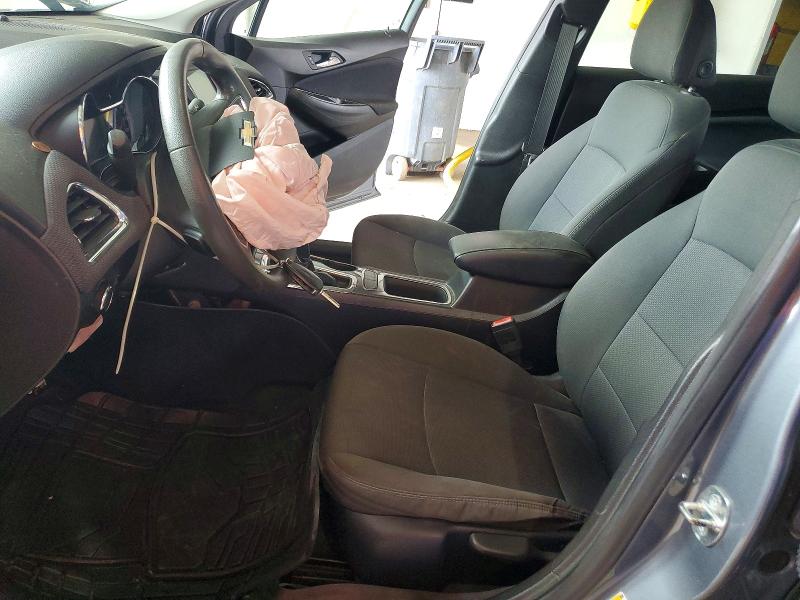 Photo 7 from auction – 2018 CHEVROLET CRUZE with VIN 1G1BE5SM6J7248231