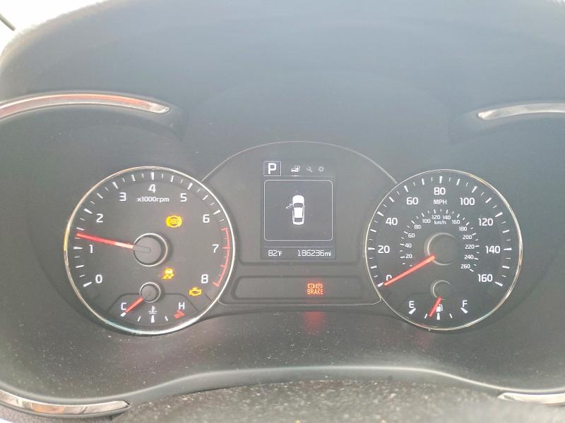 Photo 9 from auction – 2017 KIA FORTE with VIN 3KPFL4A72HE074978