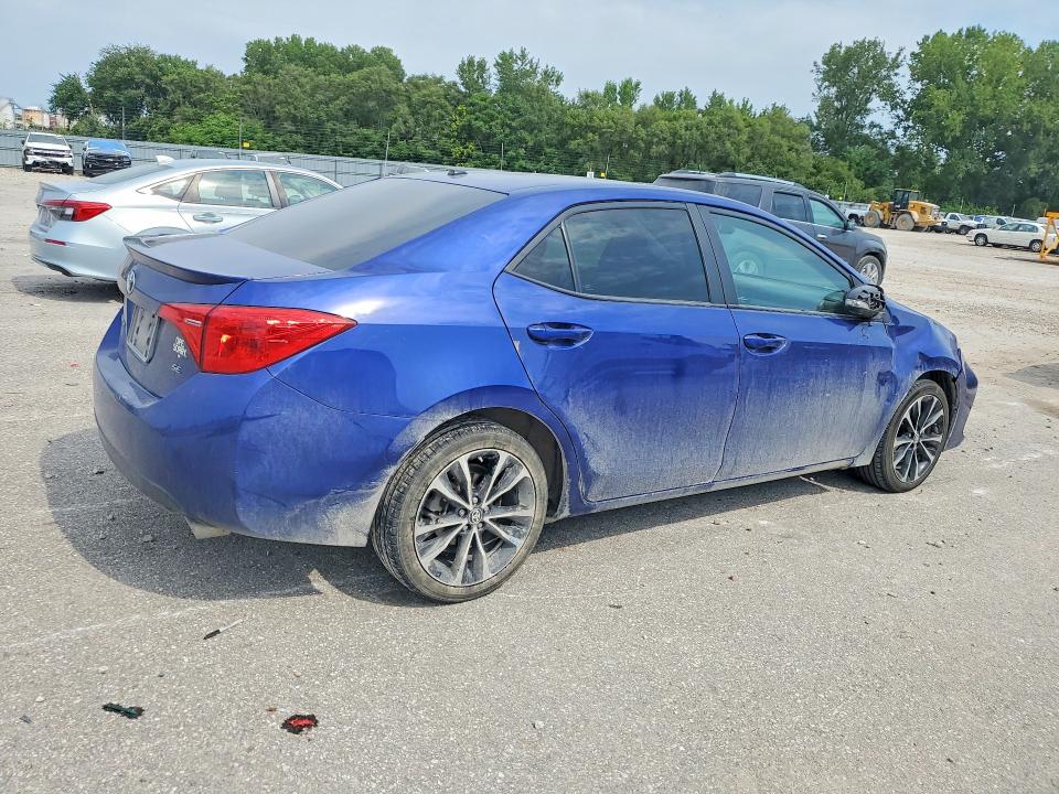 Photo 3 from auction – 2018 TOYOTA COROLLA with VIN 2T1BURHE2JC110993