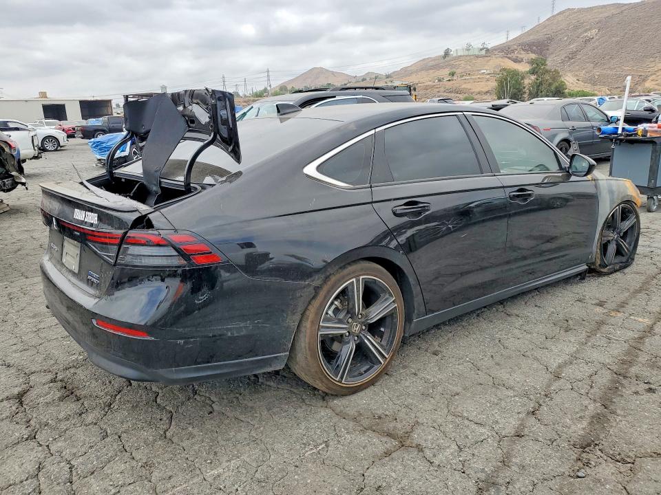 Photo 3 from auction – 2025 HONDA ACCORD with VIN 1HGCY2F56SA013015
