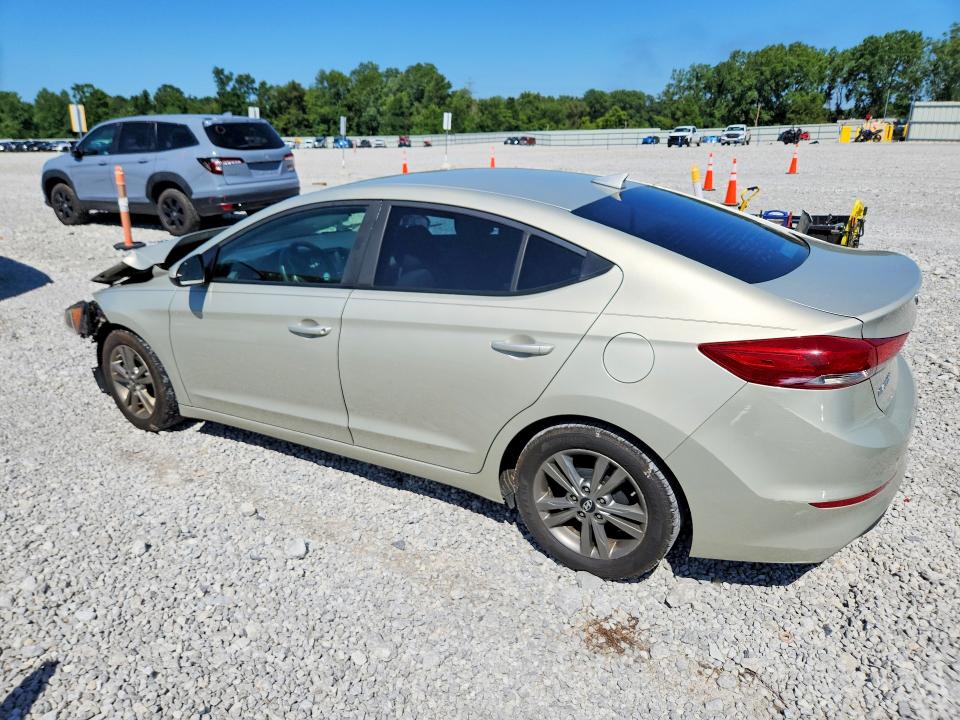 Photo 2 from auction – 2017 HYUNDAI ELANTRA with VIN 5NPD84LF2HH087576