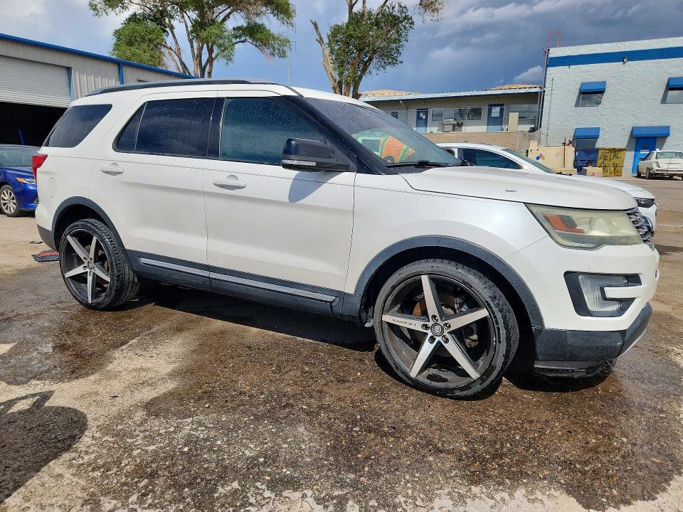 Photo 4 from auction – 2016 FORD EXPLORER with VIN 1FM5K7DH5GGC72209