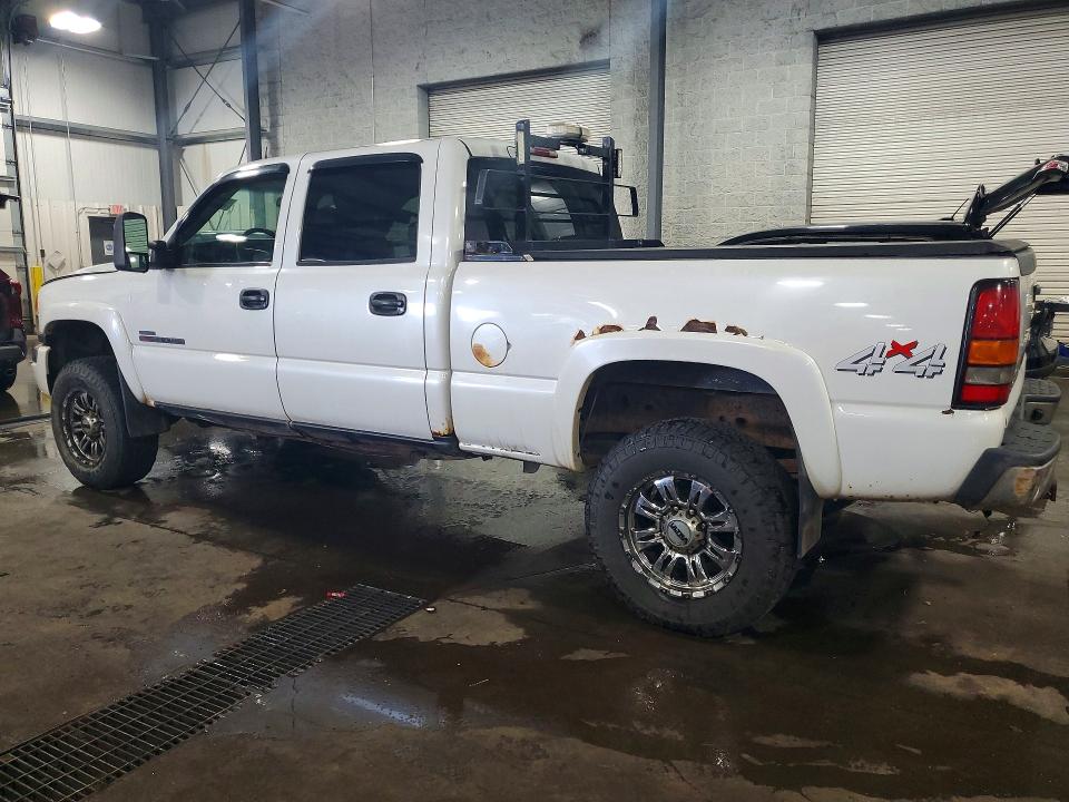 Foto 2 de la subasta – 2005 GMC SIERRA con VIN 1GTHK23215F851461