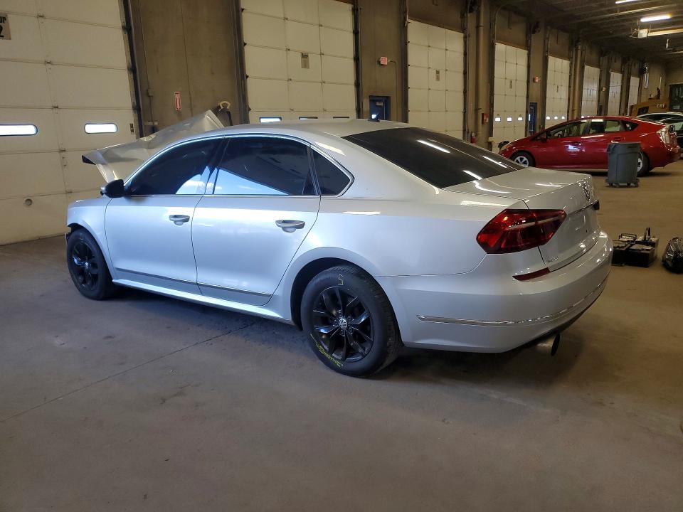 Photo 2 from auction – 2017 VOLKSWAGEN PASSAT with VIN 1VWAT7A35HC050073