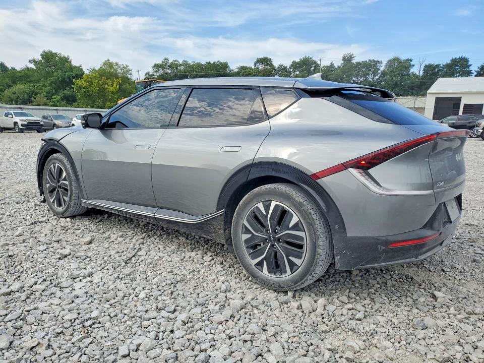 Photo 2 from auction – 2023 KIA EV6 with VIN KNDC3DLC1P5098874