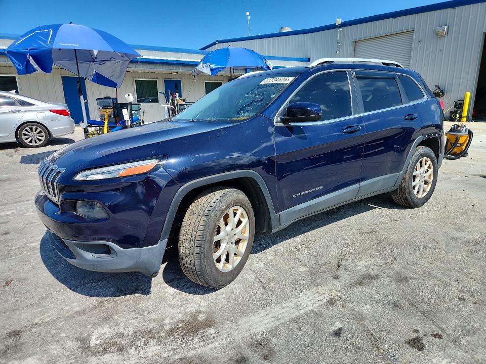 JEEP CHEROKEE 2016 with VIN 1C4PJMCS6GW323329 - Photo from auction
