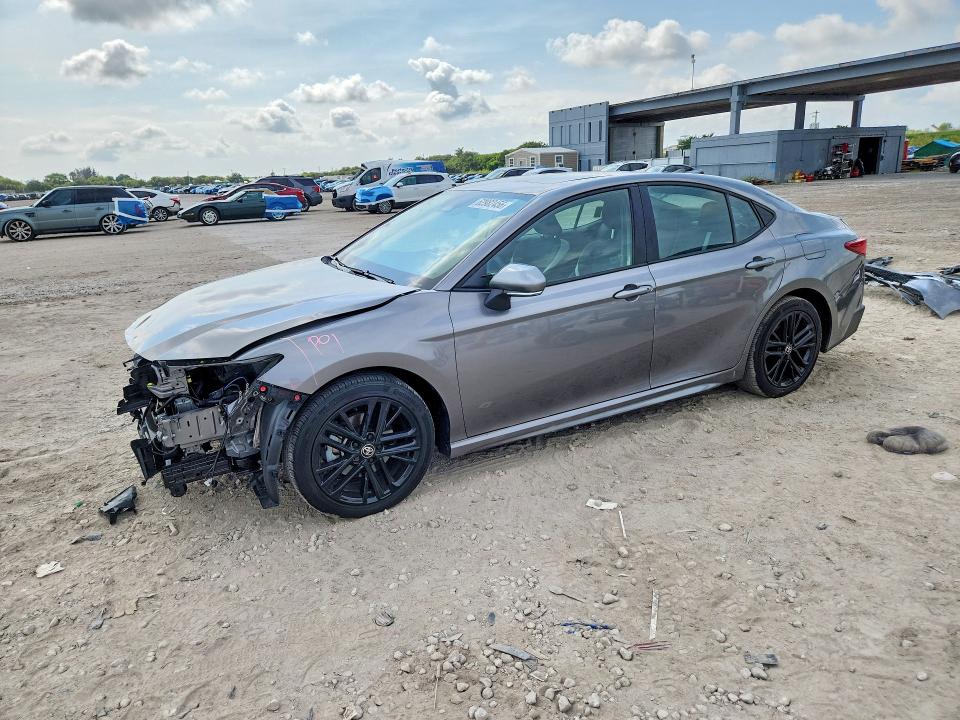 TOYOTA CAMRY 2025 with VIN 4T1DAACKXSU638099 - Photo from auction