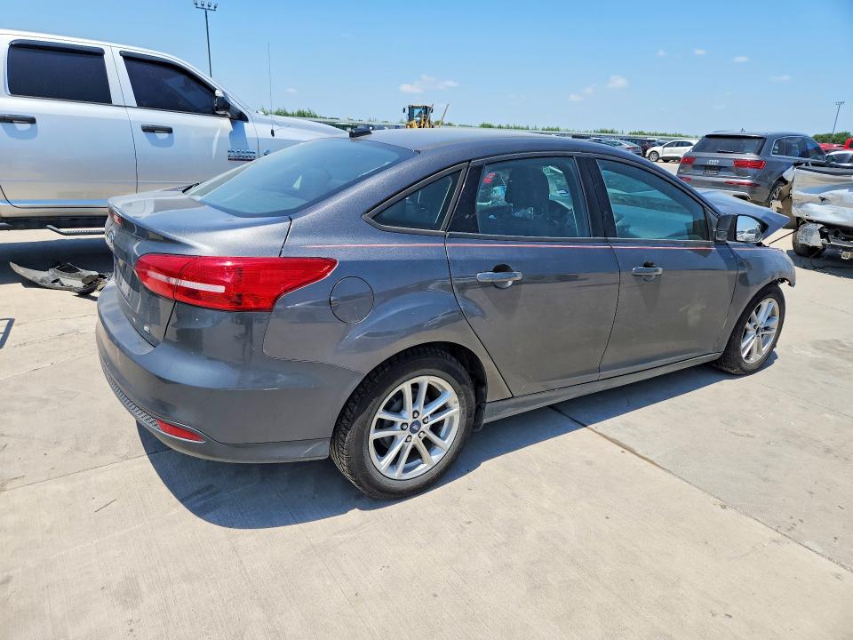 Photo 3 from auction – 2016 FORD FOCUS with VIN 1FADP3F26GL226758