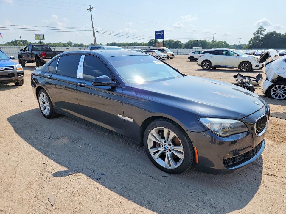 Photo 4 from auction – 2015 BMW 740 with VIN WBAYF4C53FGS99111
