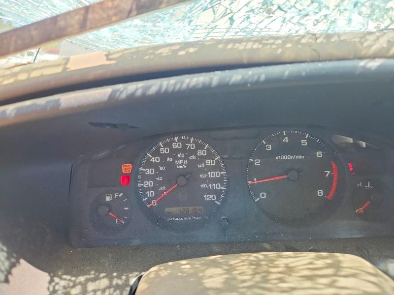 Photo 9 from auction – 1998 NISSAN PATHFINDER with VIN JN8AR05Y8WW278549