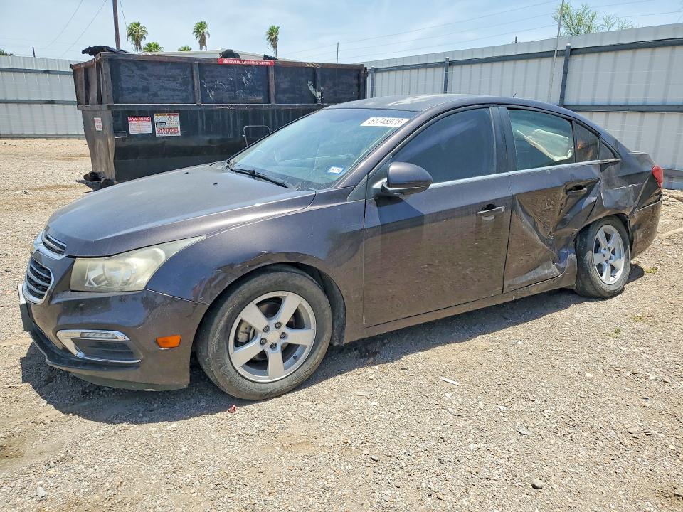 CHEVROLET CRUZE 2015 with VIN 1G1PC5SB8F7270314 - Photo from auction