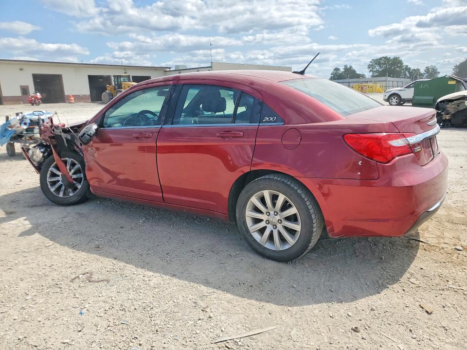 Photo 2 from auction – 2013 CHRYSLER 200 with VIN 1C3CCBBG2DN569925