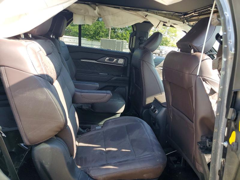 Photo 11 from auction – 2025 FORD EXPLORER with VIN 1FMWK8HC1SGA53331