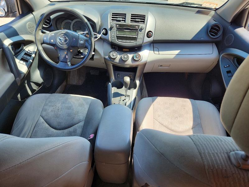 Photo 8 from auction – 2009 TOYOTA RAV4 with VIN JTMBF33V095006414