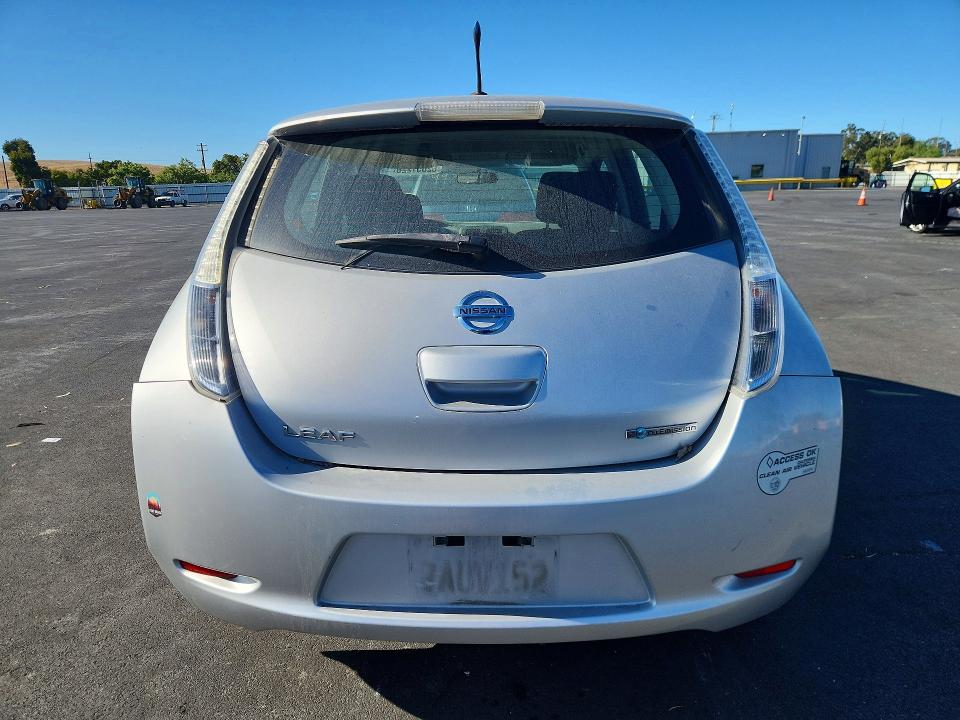 Photo 6 from auction – 2013 NISSAN LEAF with VIN 1N4AZ0CP7DC409660