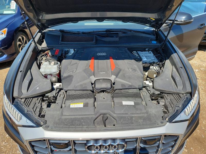 Photo 11 from auction – 2022 AUDI SQ8 with VIN WA1CWBF10ND001666
