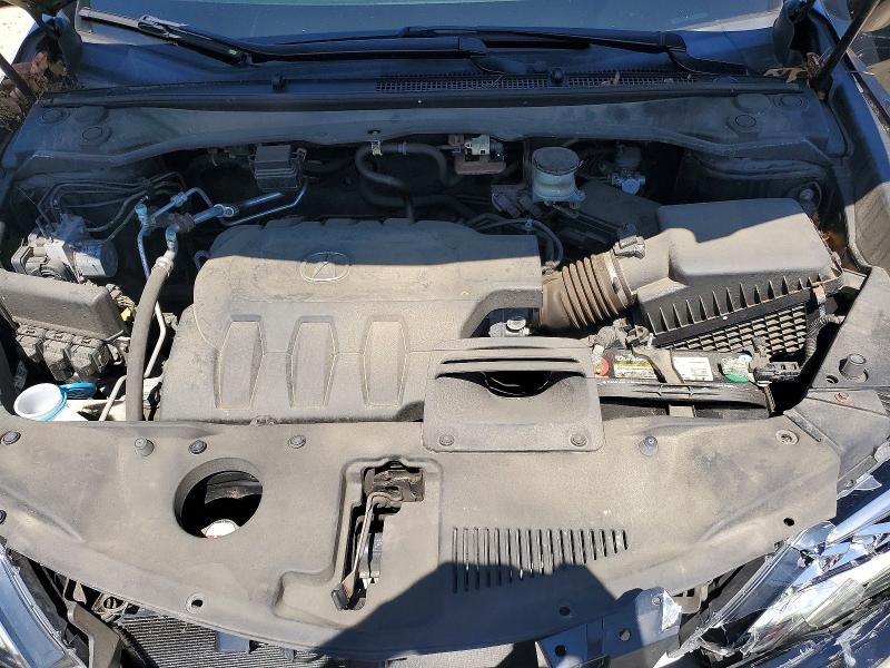 Photo 12 from auction – 2018 ACURA RDX with VIN 5J8TB4H53JL024194