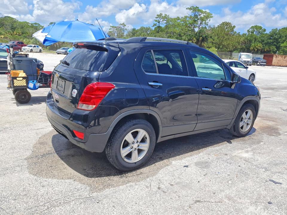 Photo 3 from auction – 2020 CHEVROLET TRAX with VIN 3GNCJLSBXLL320970