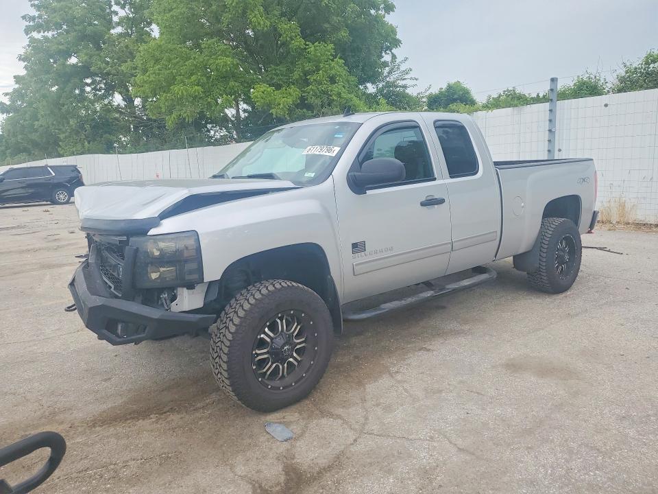 Photo 1 from auction – 2013 CHEVROLET SILVERADO with VIN 1GCRKSE71DZ328225
