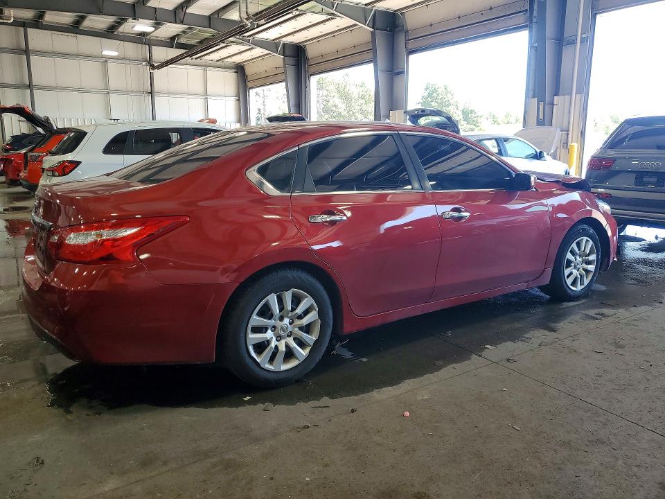 Photo 3 from auction – 2016 NISSAN ALTIMA with VIN 1N4AL3AP9GN346642