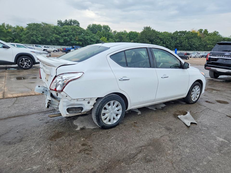 Photo 3 from auction – 2017 NISSAN VERSA with VIN 3N1CN7AP3HK448128