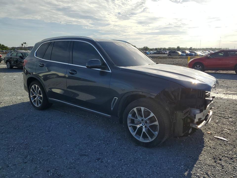Photo 4 from auction – 2020 BMW X5 with VIN 5UXCR4C00L9B60452
