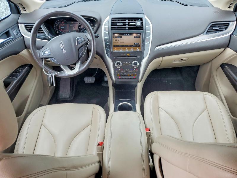 Photo 8 from auction – 2017 LINCOLN MKC with VIN 5LMCJ1C91HUL62877
