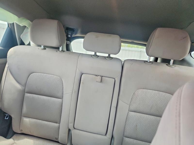 Photo 10 from auction – 2018 HYUNDAI TUCSON with VIN KM8J3CA45JU738784