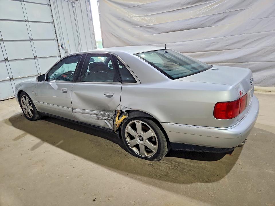 Photo 2 from auction – 2001 AUDI S8 with VIN WAUGU54D31N012917