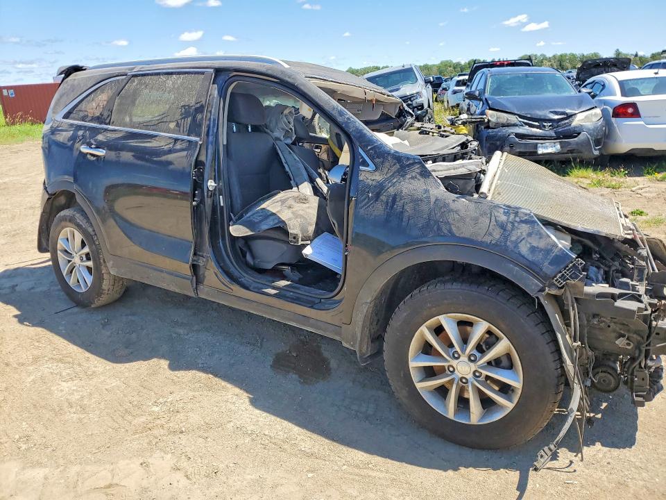 Photo 4 from auction – 2017 KIA SORENTO with VIN 5XYPGDA11HG254749
