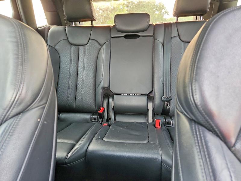 Photo 10 from auction – 2018 AUDI SQ5 with VIN WA1A4AFY6J2028283