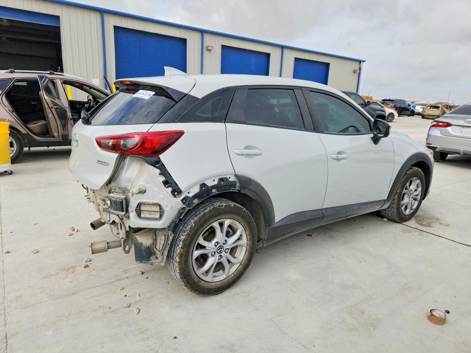 Photo 3 from auction – 2016 MAZDA CX-3 with VIN JM1DKDC79G0140957