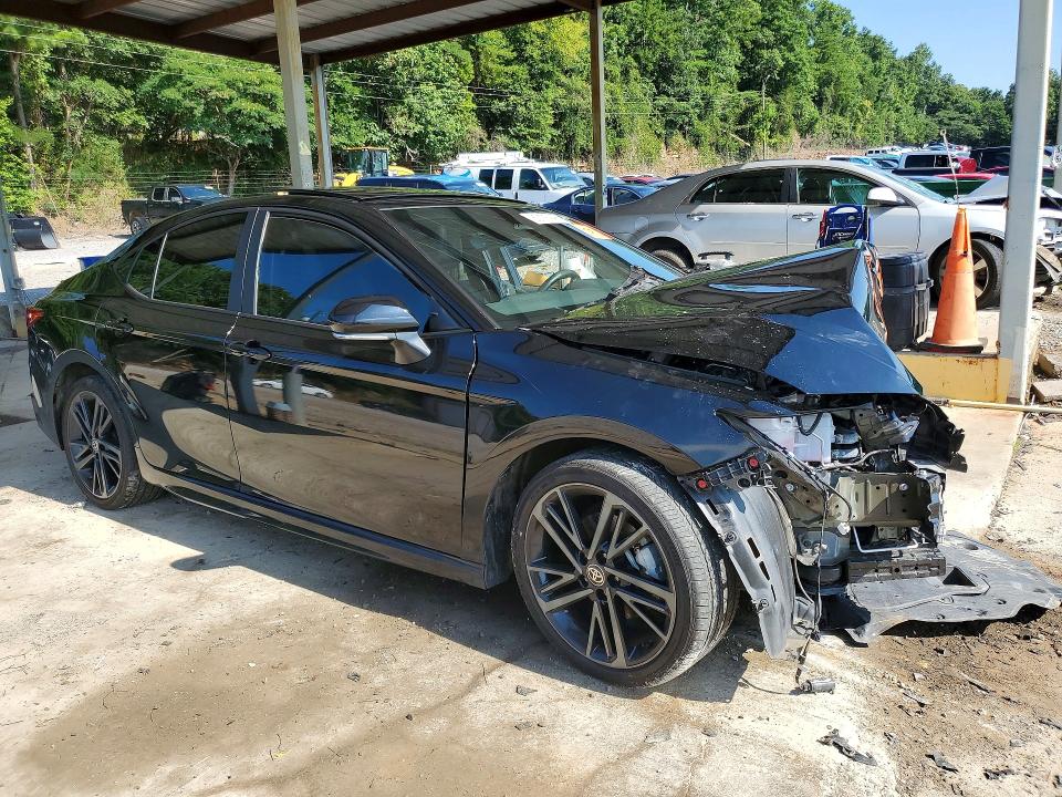 Photo 4 from auction – 2025 TOYOTA CAMRY with VIN 4T1DAACK4SU156437