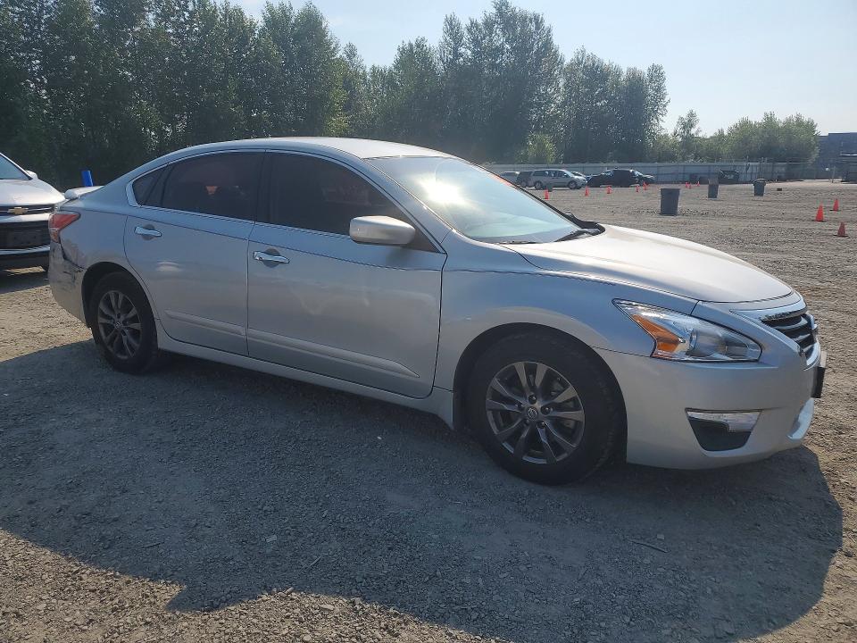 Photo 4 from auction – 2015 NISSAN ALTIMA with VIN 1N4AL3AP9FN909963
