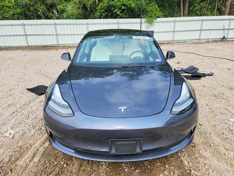 Photo 5 from auction – 2019 TESLA MODEL 3 with VIN 5YJ3E1EB8KF421712