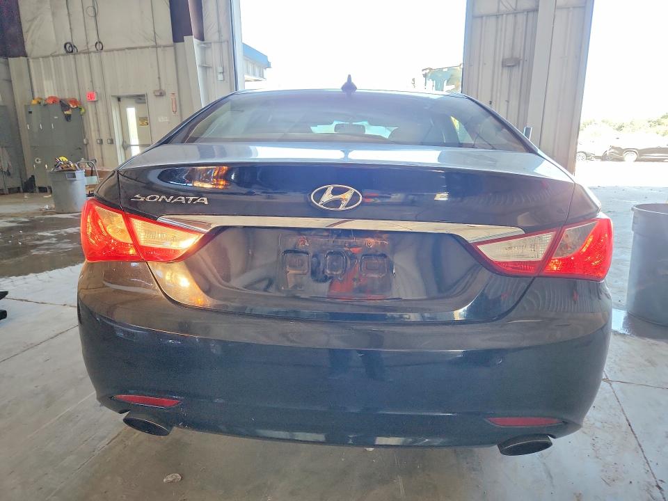 Photo 6 from auction – 2013 HYUNDAI SONATA with VIN 5NPEC4AC3DH641049