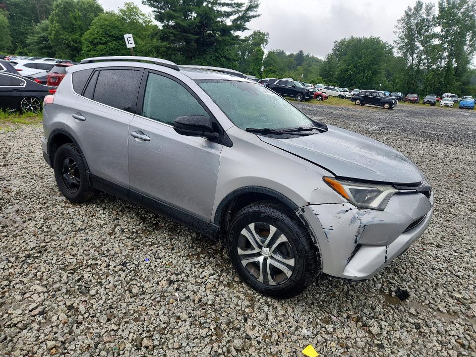 Photo 4 from auction – 2017 TOYOTA RAV4 with VIN 2T3BFREV4HW666334