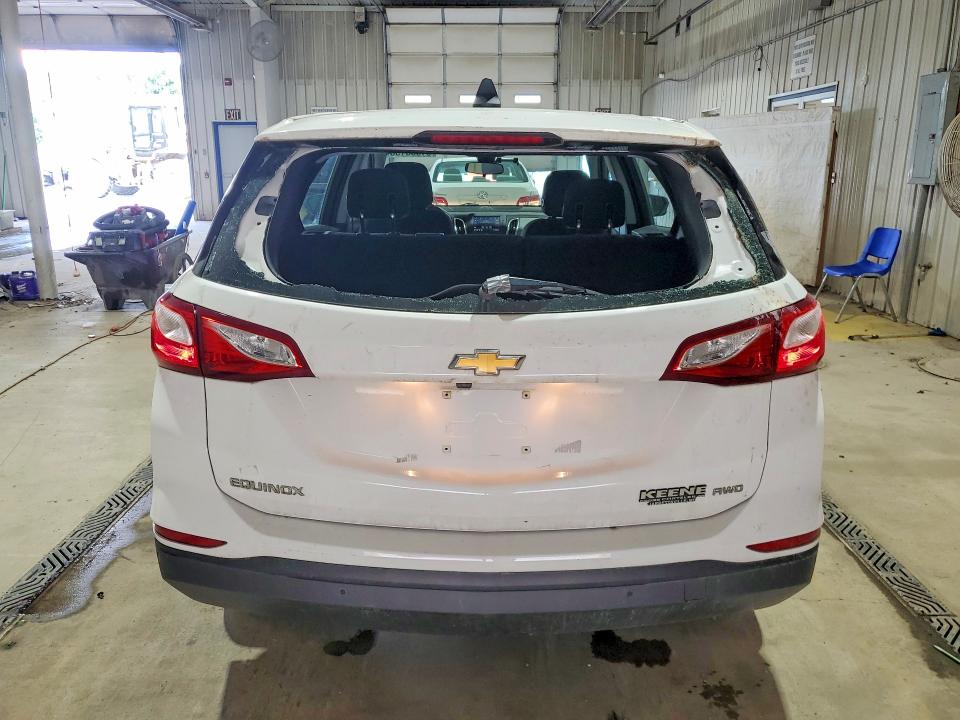 Photo 6 from auction – 2020 CHEVROLET EQUINOX with VIN 3GNAX5EV4LS688963