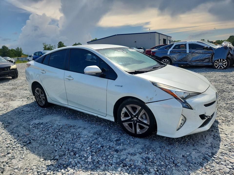 Photo 4 from auction – 2016 TOYOTA PRIUS with VIN JTDKARFU0G3511642