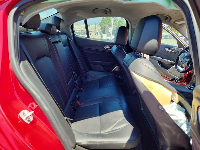 Photo 10 from auction – 2018 ALFA ROMEO GIULIA with VIN ZARFAEBN7J7598843