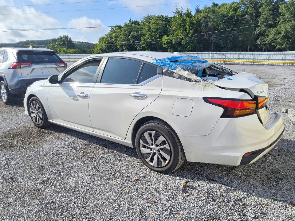 Photo 2 from auction – 2019 NISSAN ALTIMA with VIN 1N4BL4BV7KN310965