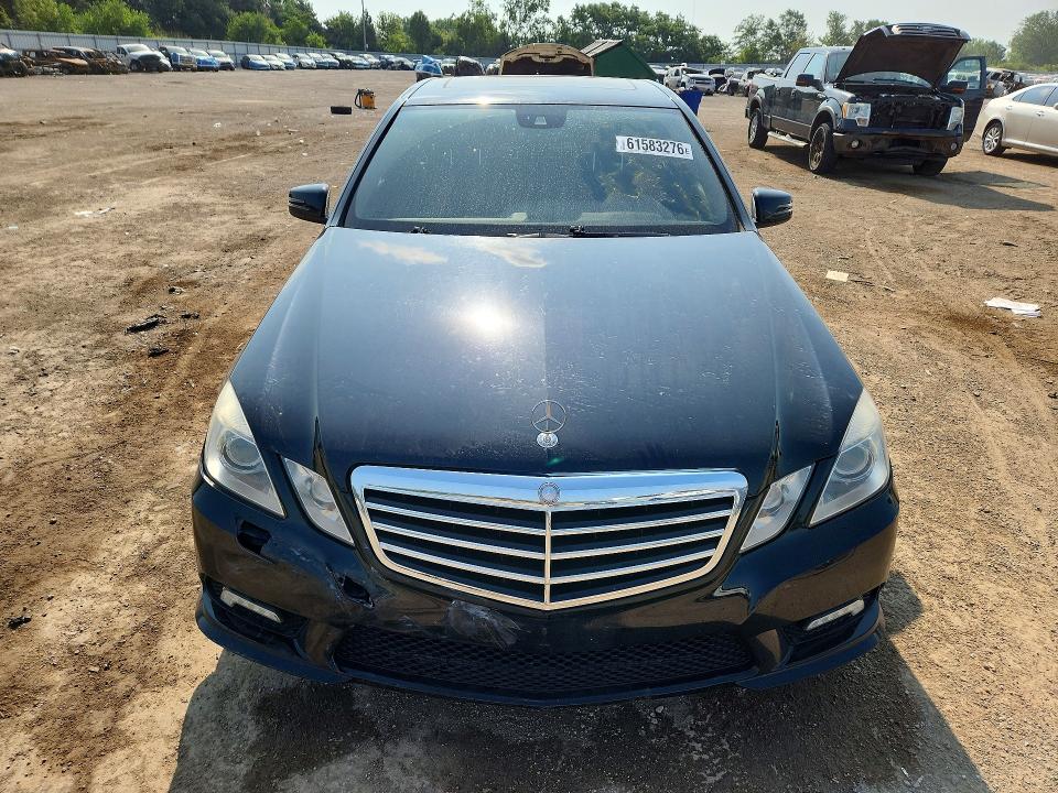 Photo 5 from auction – 2010 MERCEDES-BENZ E with VIN WDDHF8HB6AA100630